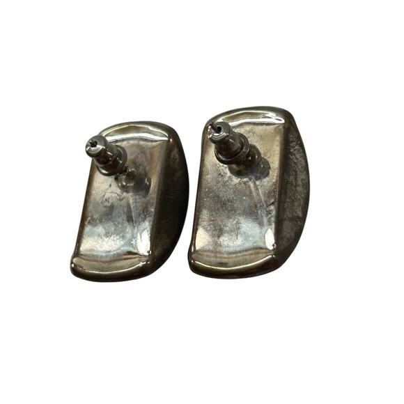 Vintage Fashion Earrings Post Pierced Red Silvertone 1 Inch - Picture 7 of 7